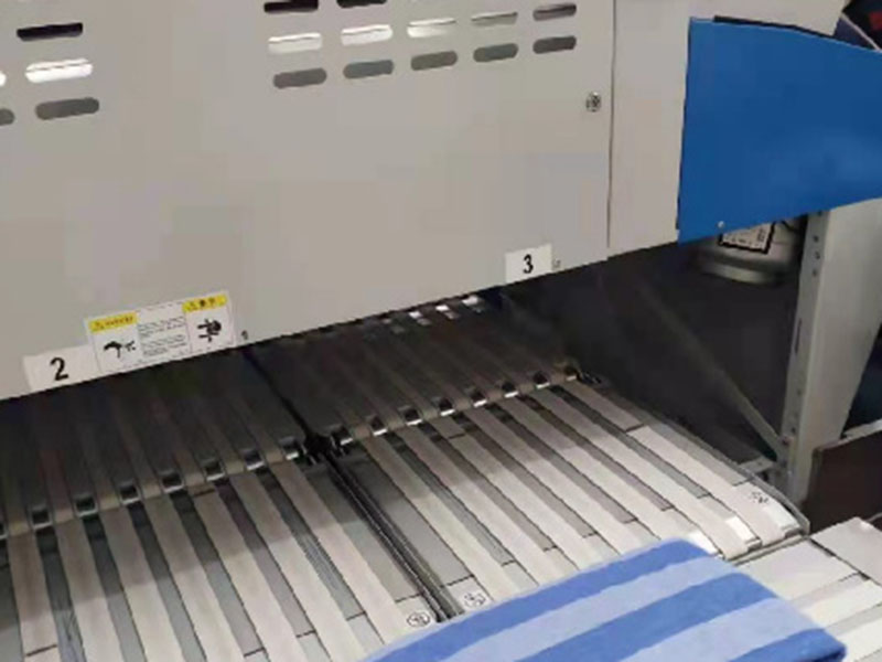 上杭巾类折叠机-01